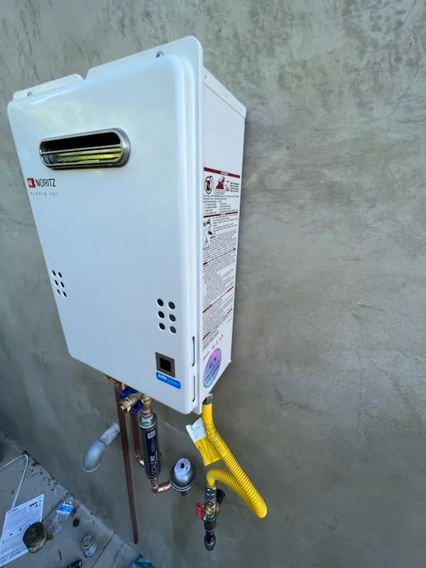 Tankless water heater installation for Balm homes